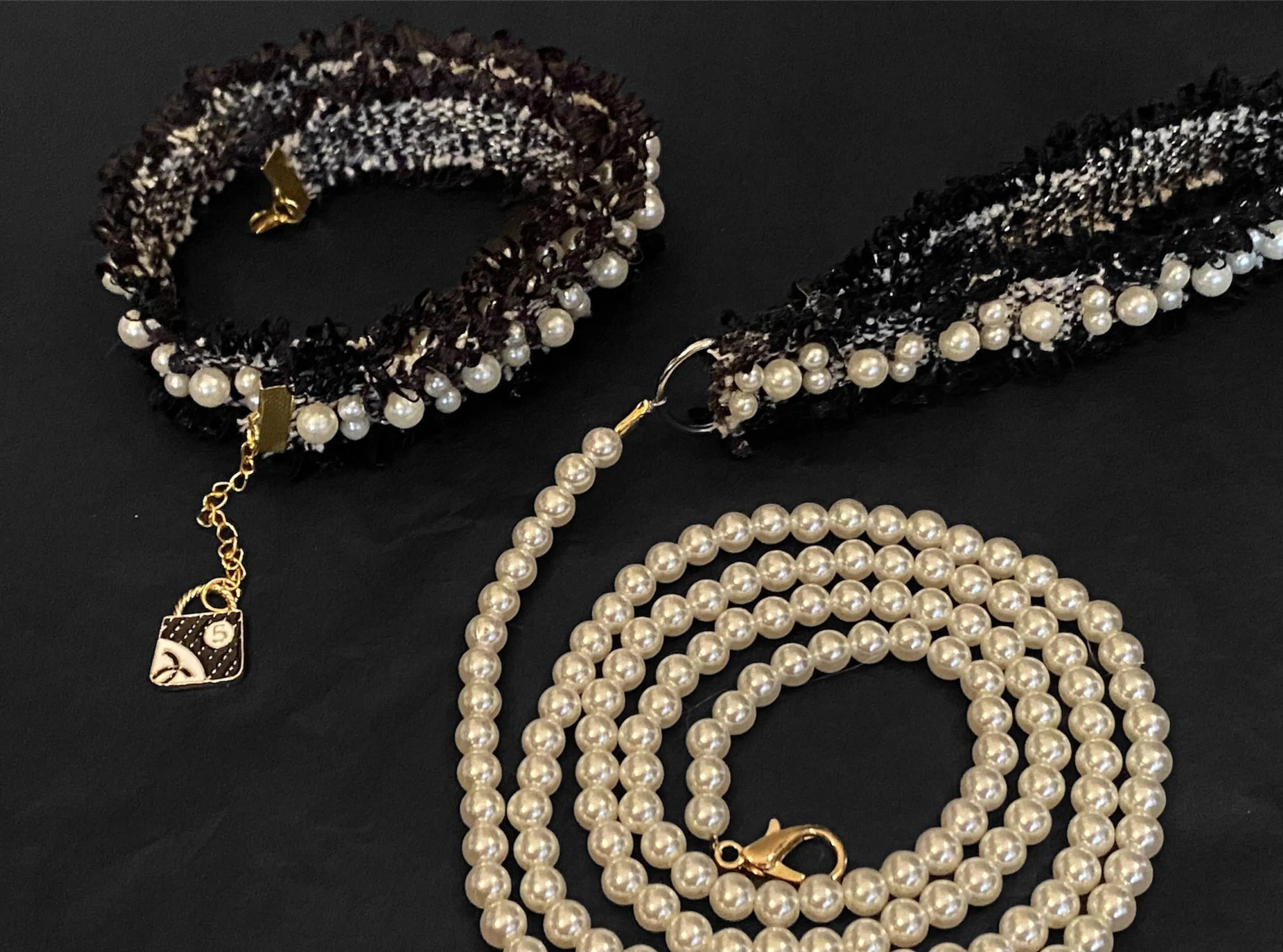 Luxurious Tweed Collar